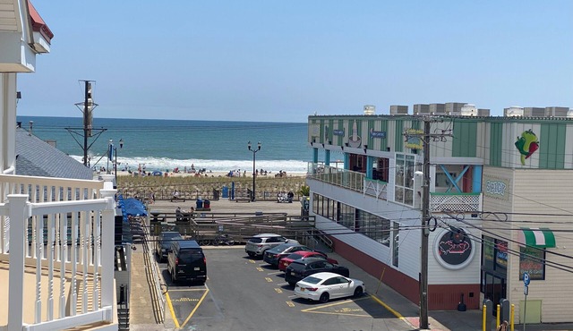 Luxury 4BR+4BA Ocean Views with Pool steps from Boardwalk! Linens + Beach Badges