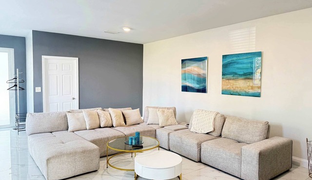 Luxury 4BR Miami Villa with Hot Tub and Gazebo!
