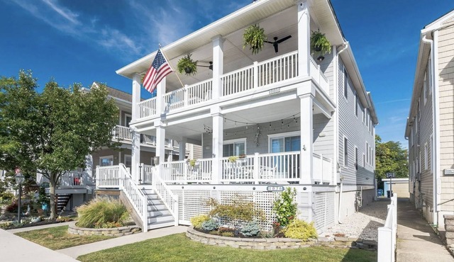 Luxury Beach Condo - downtown area in Ocean City, NJ