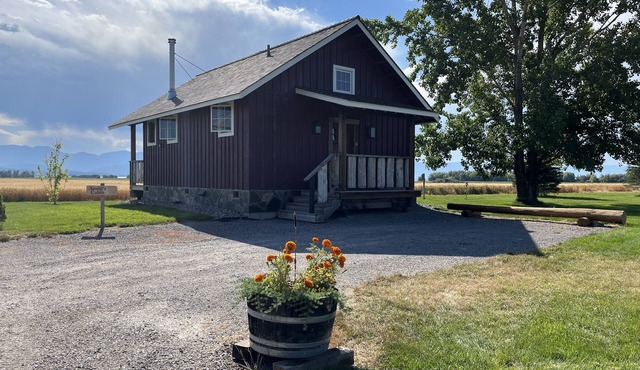 Luxury Cabin on a 300 acre farm with Spectacular views of Flathead Lake