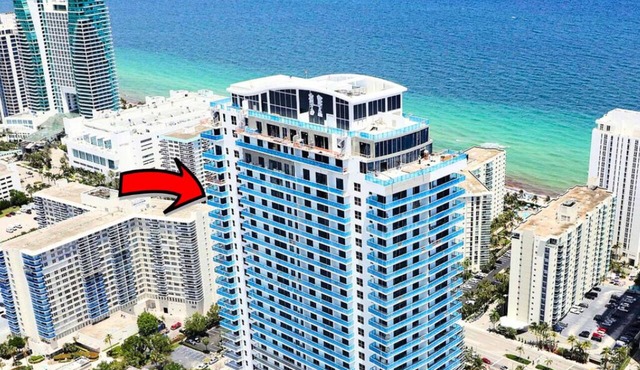 Luxury Condo w/JACUZZI & AMENITIES