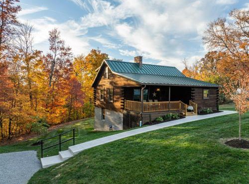 Maple Leaf Cabin