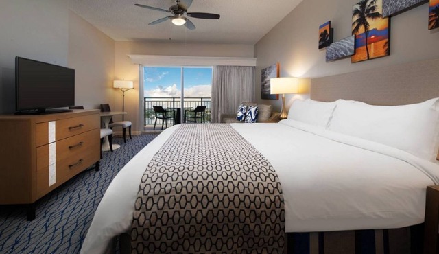 Marriott's BeachPlace Towers