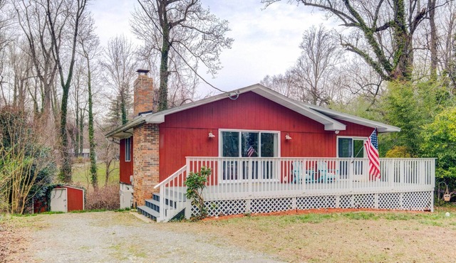 Maryland Vacation Rental: Walk to Chesapeake Bay!