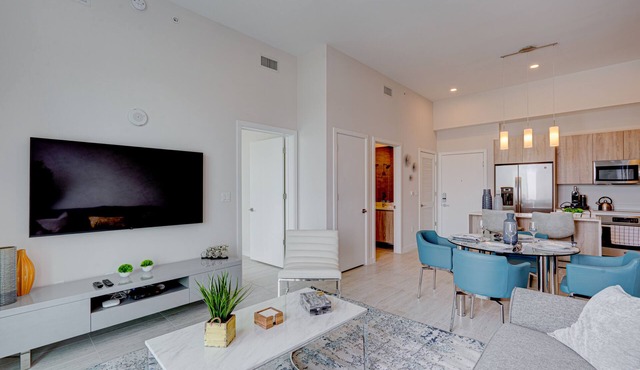 MG1205 DESIGN DISTRICT, LUXURY GREAT VIEWS