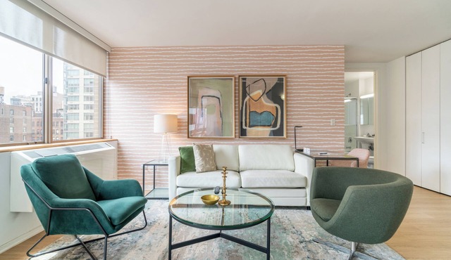 Modern 1 Bed in Chelsea, Steps from the High Line