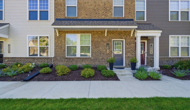 Modern, Cozy and Quiet Townhouse in Richmond, VA