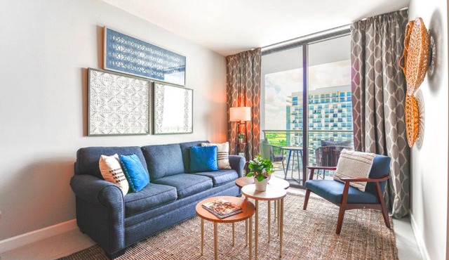 Modern Hotel with Pool & Gym in Prime Doral Location