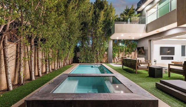 Modern Villa In West Hollywood Pool Jacuzzi Restaurants