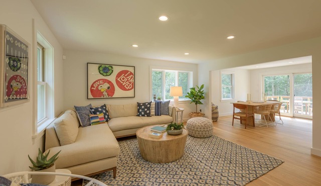 MOST CHIC SPOT! Your Martha's Vineyard Getaway!