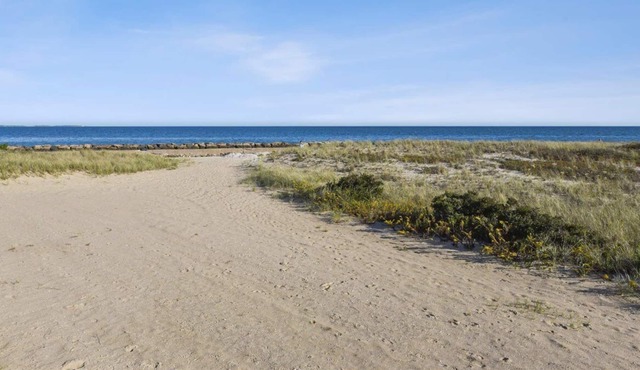 Nantucket Sound Waterview | 2 Bed, 2 Bath