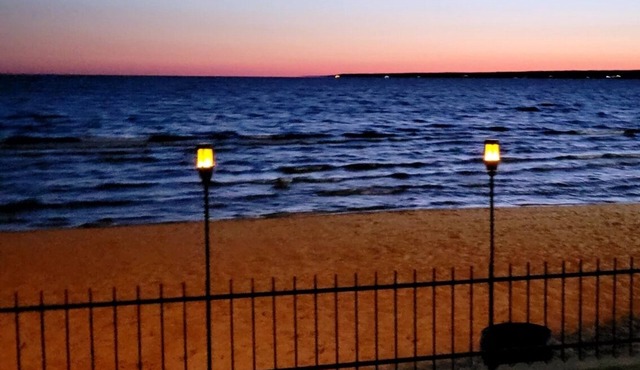 New Beach House at Sunset Cottages