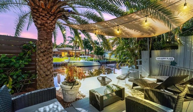NEW Casa Agape | Waterfront I HotTub