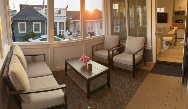 NEW! COASTAL COTTAGE on Stone Harbor's South End - 2 Blocks From Beach & Bay