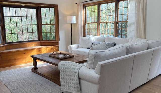 New for 2026! 3-BR house with AC. Walk to town, beach, pool access available.