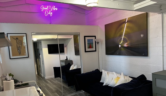 New Listing! 5min walk to Coral Gables! Zen Loft! Explore, Relax, & Indulge.