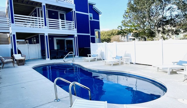 *New* Luxury,Heated Pool,HotTub,GameRoom,Elevator