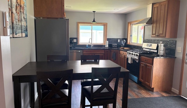NEW Marvelous 2-bedroom house with AC in Fly Creek
