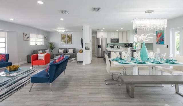 NEW STUNNING LUXURY SPACIOUS 5/3 NEW !
