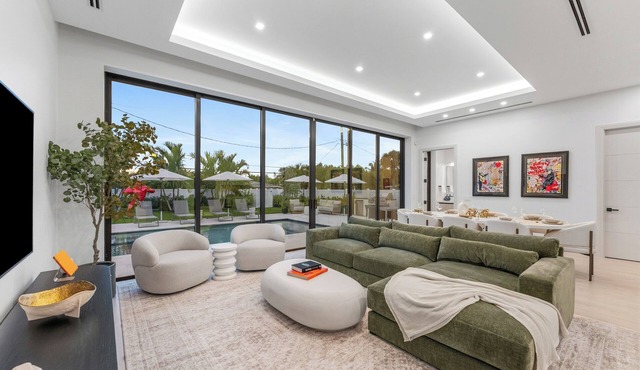 New Ultra Luxe Delray Beach, 5 min walk Atlantic