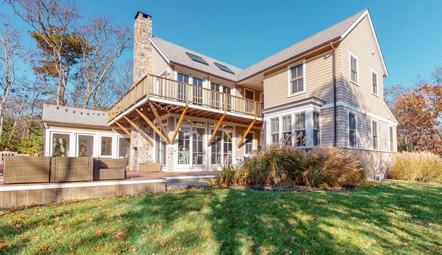Oak Bluffs Bliss | Beautiful Getaway | Home Theater