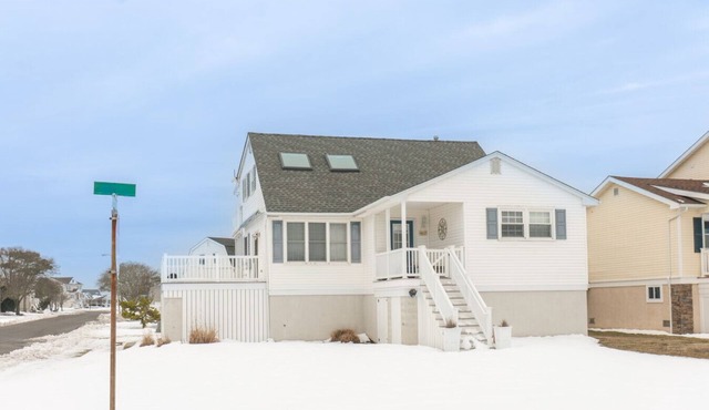 Ocean City 2BR Condo | Walk to Beach | Sleeps 6