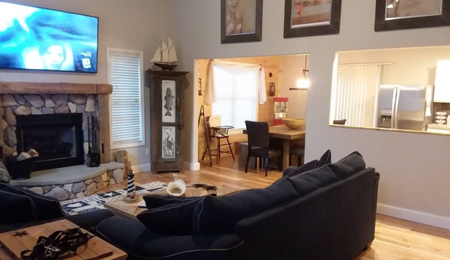 Ocean Retreat - Rustic style house w/pool, Pet Friendly.