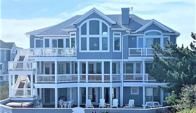 Oceanfront, Heated Pool, Elevator, Book today!