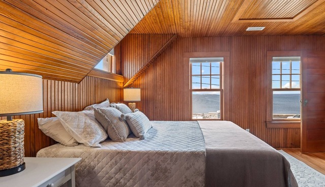 Oceanfront Home | Roomy Interior and Minutes to Downtown