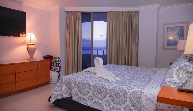 Oceanfront Resort Oceanfront Balcony Oceanfront Pool Tiki Bar 5 Star restaurant