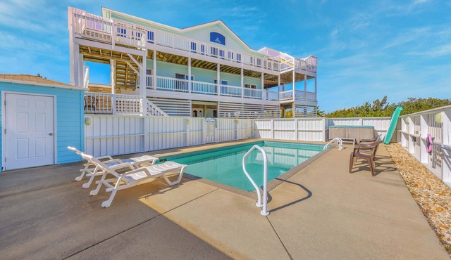 Oceanside Dog Friendly Home w/Private Pool, Elevator, Hot Tub, Shuffleboard