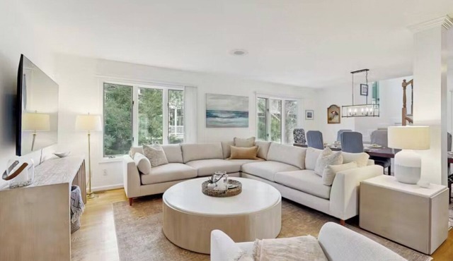 Oceanside Home, Private Beach Access, Sleeps 12, Pet Friendly, Gated Community