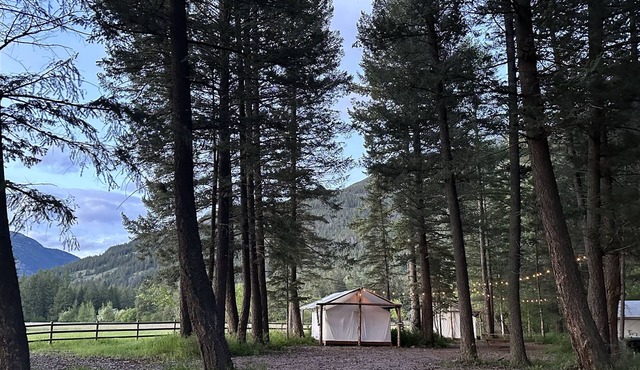 Patriot Tent at Columbia Mountain Ranch near Glacier National Park