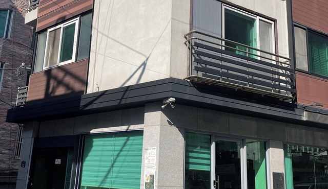 Peaceful 1-bedroom basic studio in Seoul in Seoul