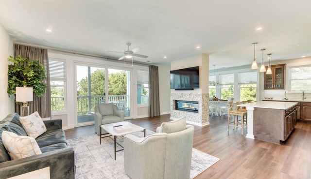 Pearl Point - Serene Retreat, Large End Unit, Peaceful Views