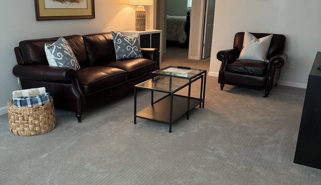 Perfect 2-bedroom apartment with central AC in quiet neighborhood
