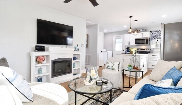 Perfect Private Getaway Minutes to Colonial Beach!