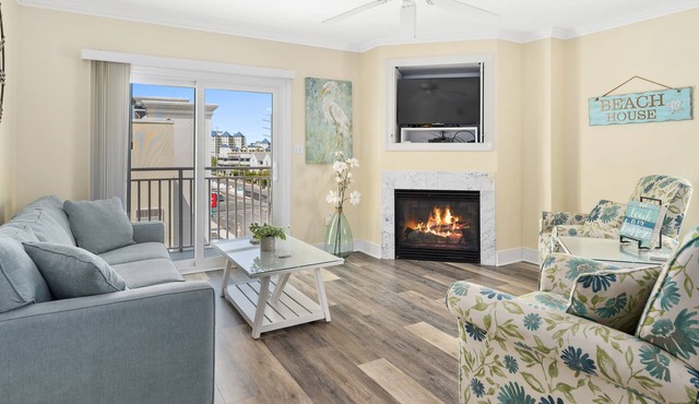 Perfectly located OCMD family vacation rental 2BR, 2BA, Pool/Hot tub.