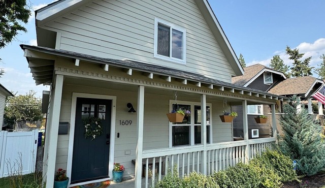 Perry District Craftsman | Hot Tub & Fire Pit | Fenced Yard | 6 Min to Downtown