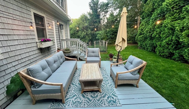 Pet Friendly, 3 Bedroom, 2.5 Bath Sleeps 7, Yarmouth Port Home. With 2 Kayaks