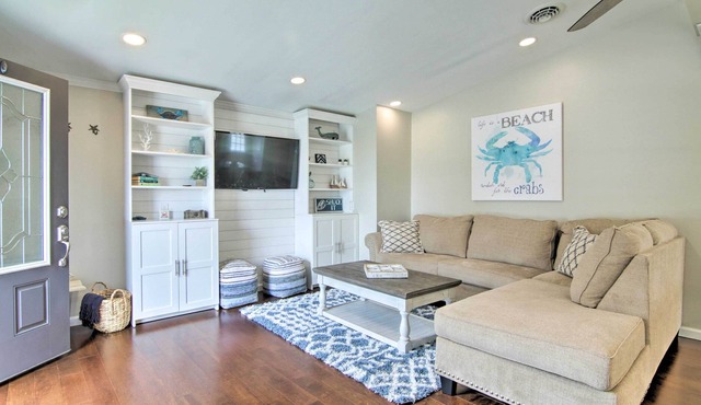 Pet-Friendly Ocean City Home: Half Mile to Beach!