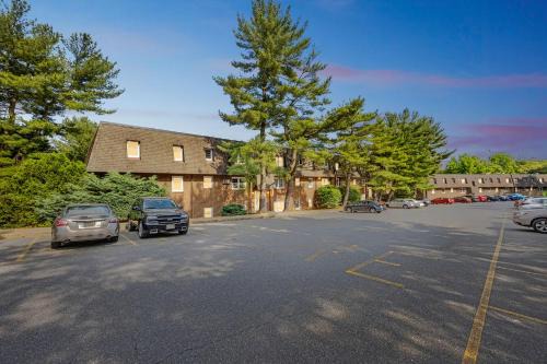 PineBrook 1406 I 2br Garden Style Apartment !