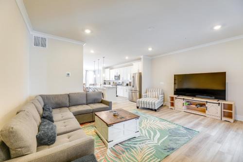 Pool Access! Newly Built Ocean City Townhome