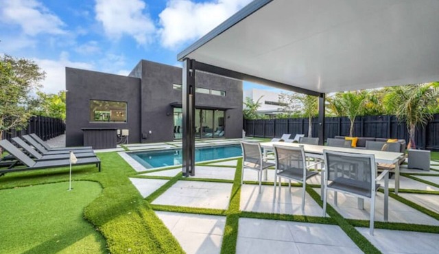 Pool Luxury Villa 5BR Wynwood BBQ Grill