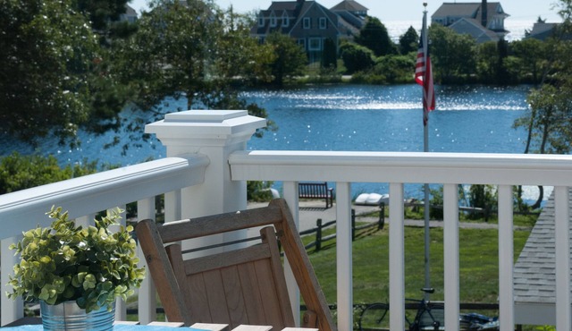 Popponesset-3 bedrooms, 4 baths, Sleeps 6, w/outdoor shower