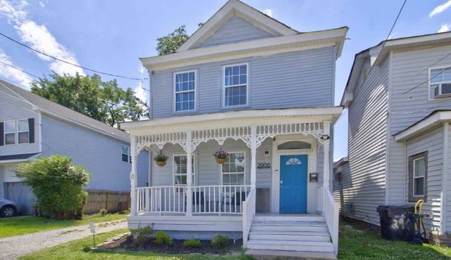 Port PEACEful, Backyard, Cozy Beds! Family Ready