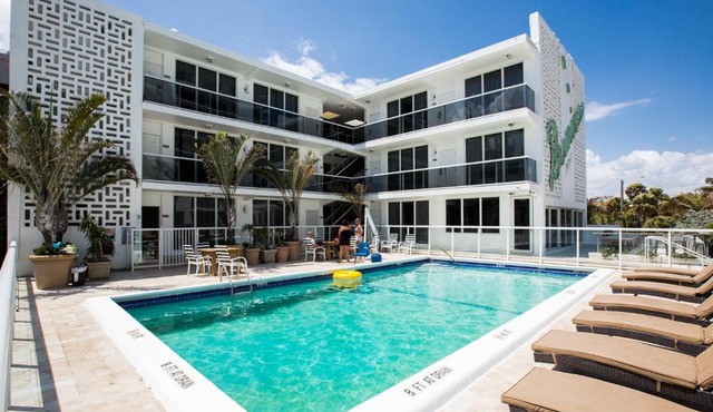 Premiere Hotel