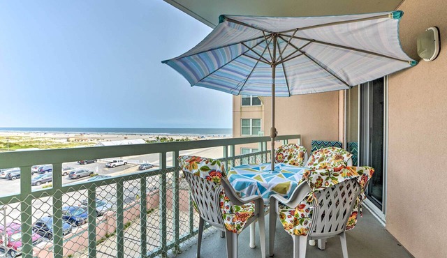 Private Beach! Oceanfront Wildwood Crest Retreat