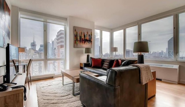 Private Fully Furnished 1BR | Washer & Dryer | Midtown West | by GLS