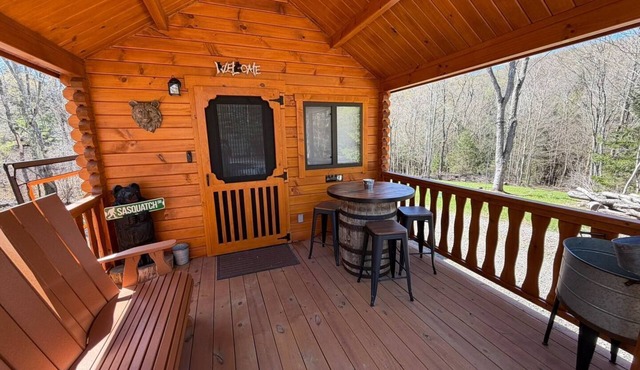 Private Mountain Cabin Near Golf & Forest Land